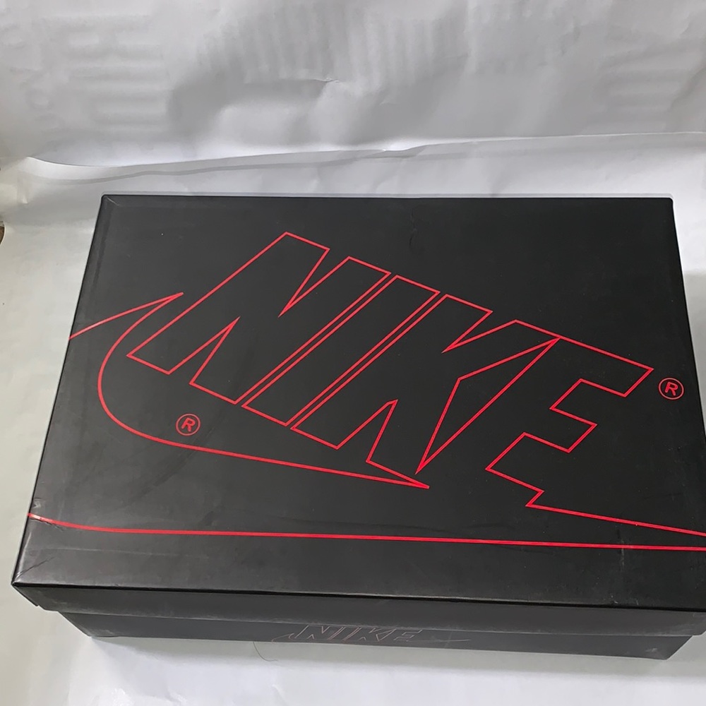Stranger things/ Nike sneakers